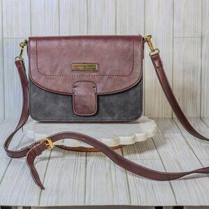 Adrienne Vittadino black/red leather flap top adjustable strap purse